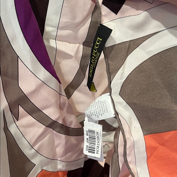 Emilio Pucci Patterned Scarf - Picture 3 of 6